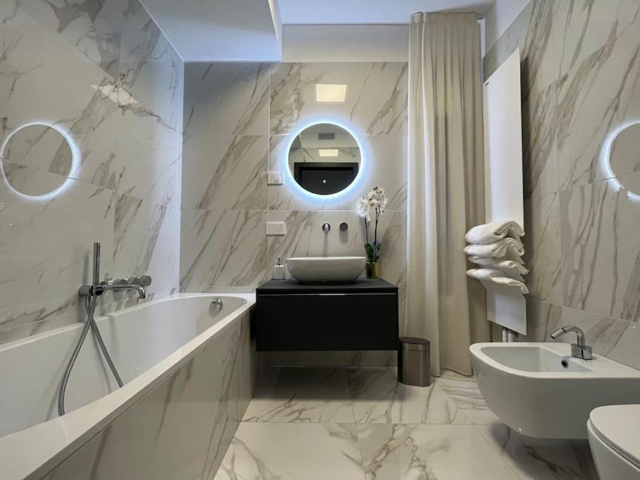 Luxury Close To Citylife Ferienhaus *